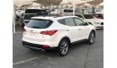 Hyundai Santa Fe Hyndi santafi model 2015 GCC car prefect condition low mileage panoramic roof leather seats Bluetoot