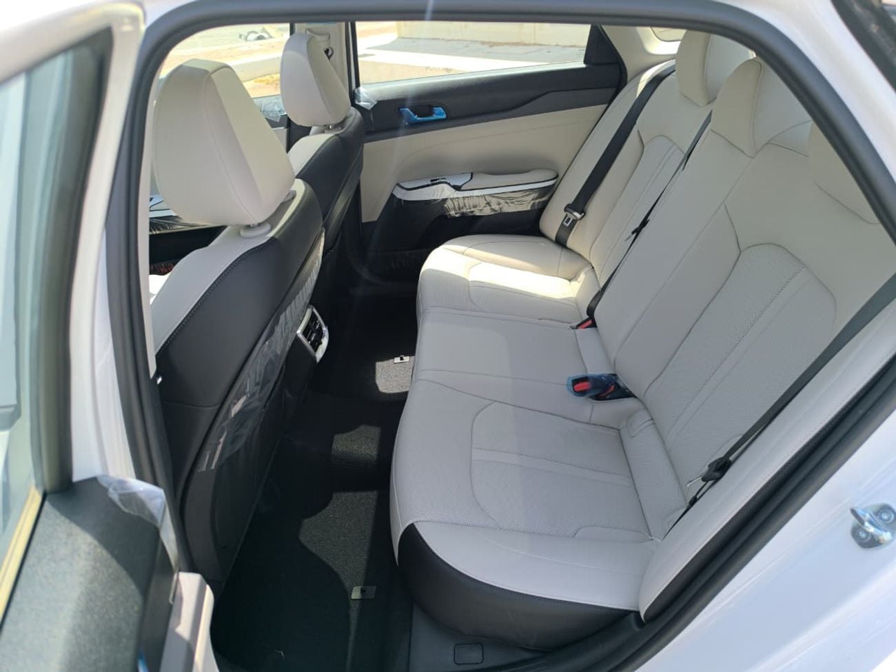 Kia K5 2.5L Full Option GCC Specs 2026 Model