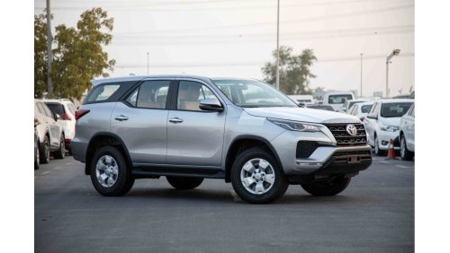 تويوتا فورتونر 2023 Toyota Fortuner 4X4 2.4 17'I W/OAL D AT - Silver inside chamois