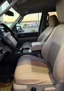 Ford Expedition XLT 5.4L
