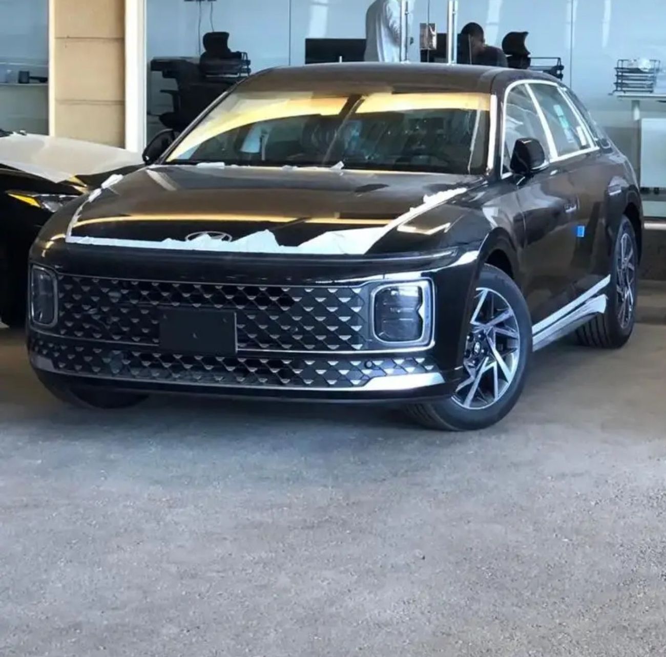 هيونداي أزيرا 3.5L V6 Premium