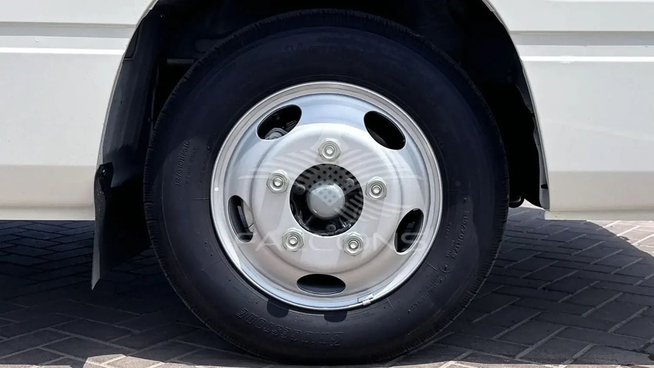 Toyota Coaster Toyota COASTER PETROL 2.7L Bus 30-Seater