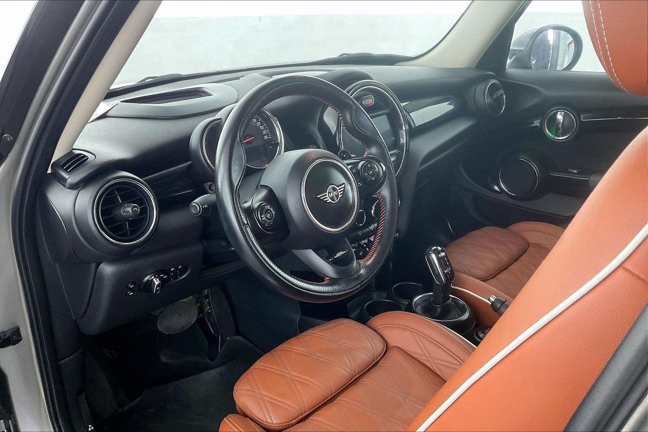 ميني كوبر إس Standard | National Day Celebration | شامل الضمان | 0 ﺪﻔﻋﺓ ﺃﻮﻟﻯ