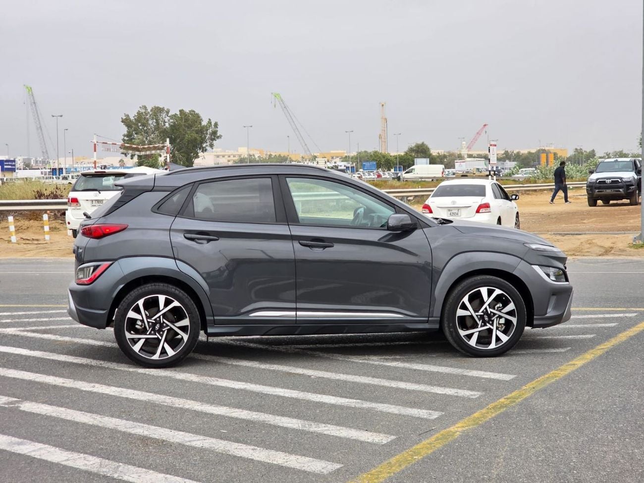 Hyundai Kona 1.6 Limited Turbo Sunroof, Push button, original leather seats and Parking sensors
