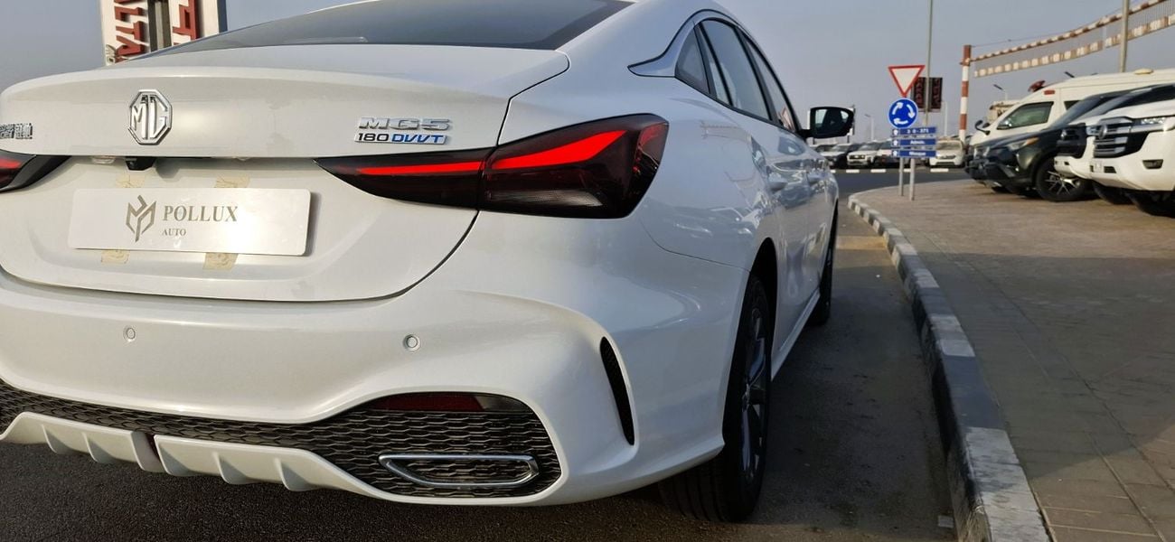MG 5 mg m5 2024 luxury 1.5 129 hp