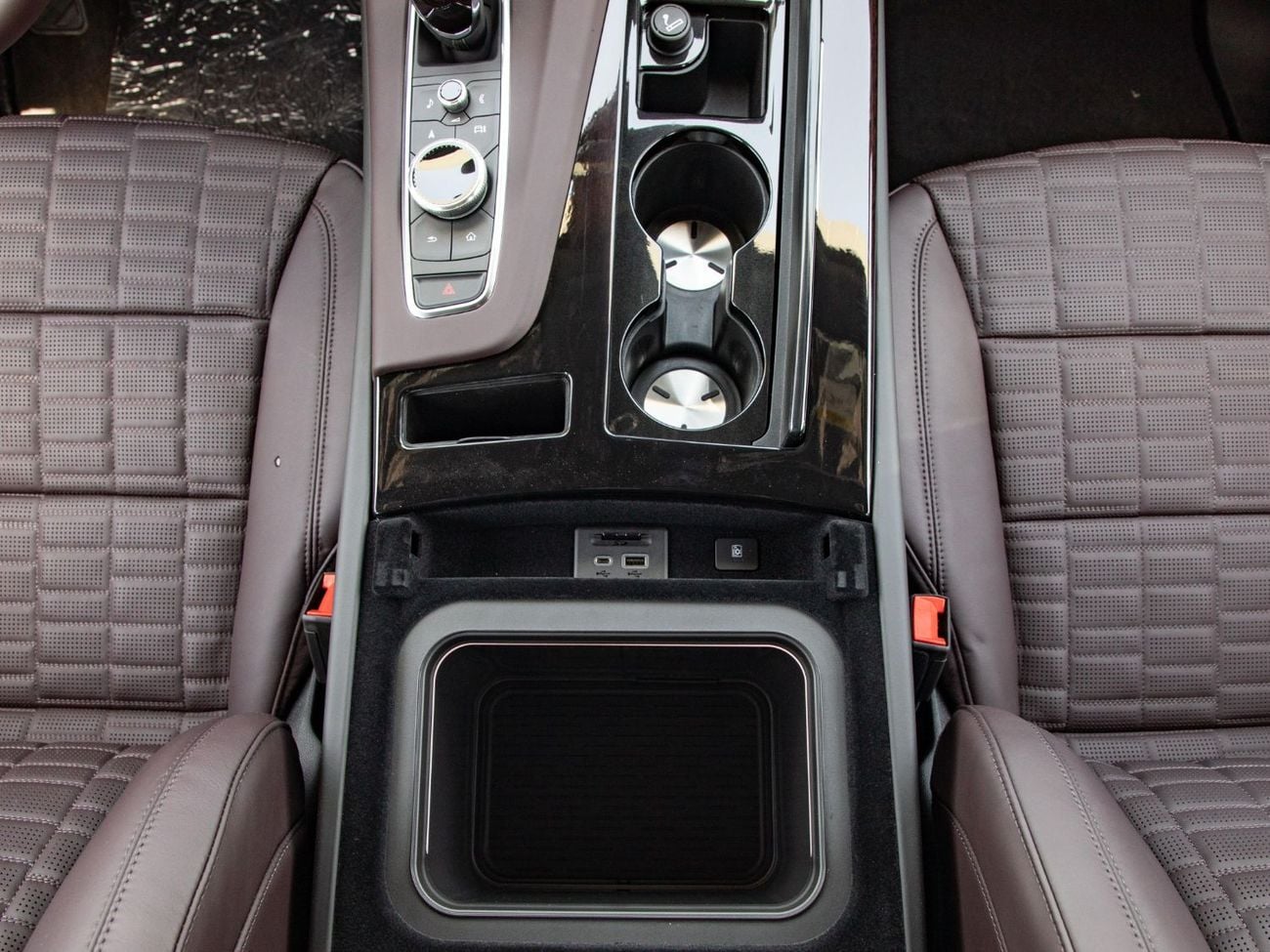 كاديلاك إسكالاد Sport 6.2L 4WD