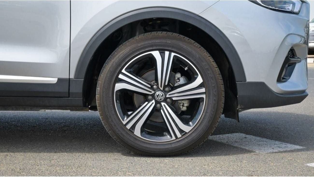 MG ZS Brand New MG ZS Luxury 2025 1.5L A/T FWD | Petrol| Silver/Black | N-ZS-1.5-P25-LUX | FOR EXPORT AND