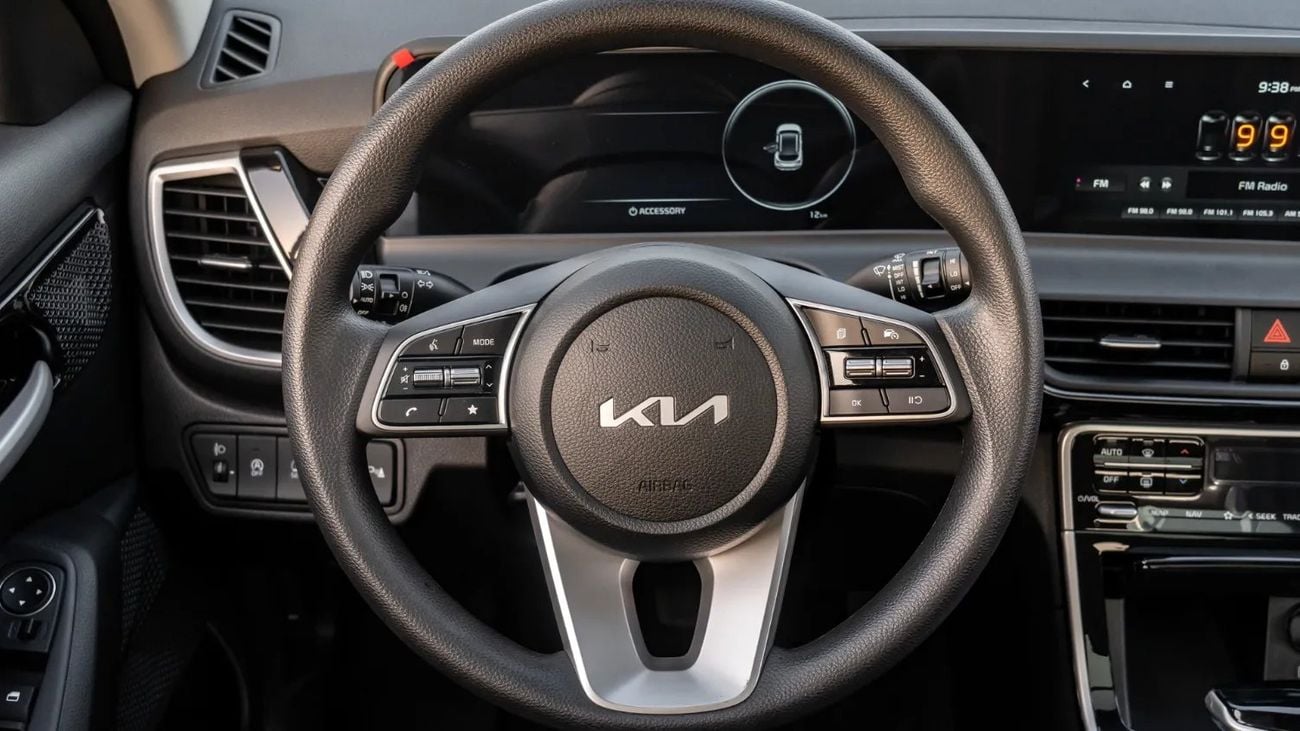 كيا سيلتوس 2025 | KIA SELTOS LUXURY COMFORT - VENTILATED AND H.SEATS - E.SEATS [ EXPORT ONLY ]