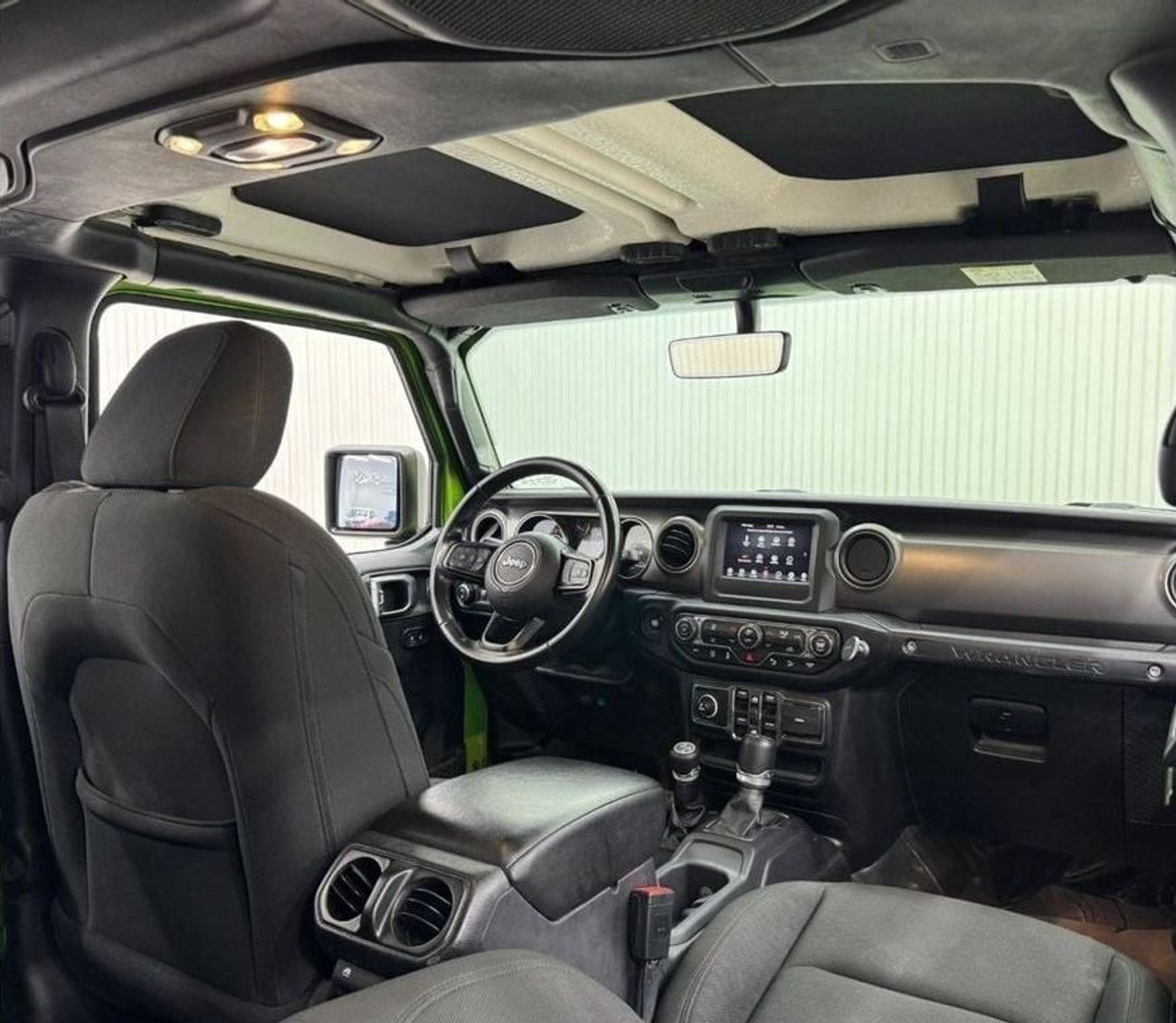 جيب واجونير 2019 Jeep Wrangler Sport, 1 Year Warranty +SP, Full Agency Service History, GCC