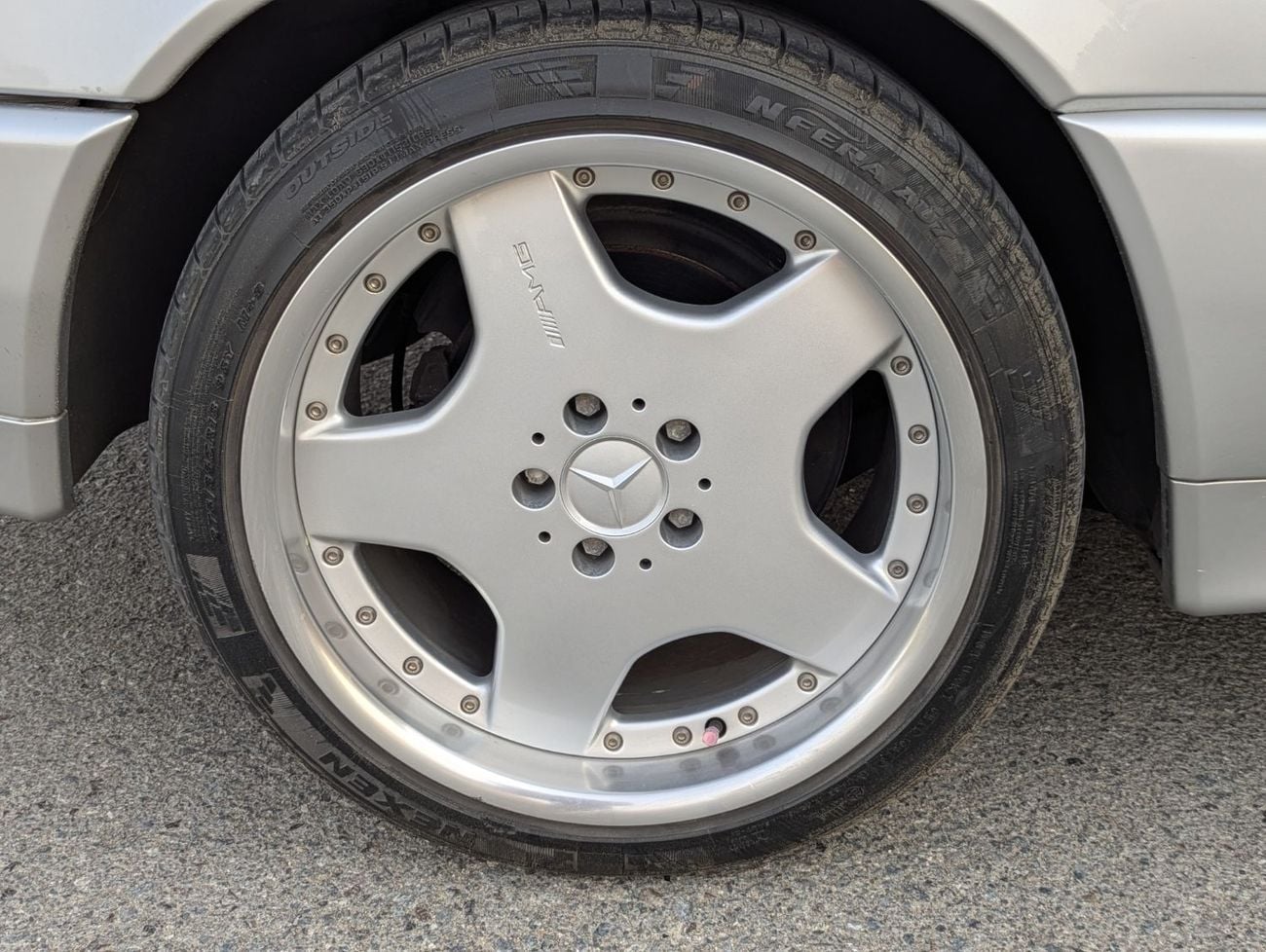 مرسيدس بنز SL 500 Mercedes-Benz SL 500 R129