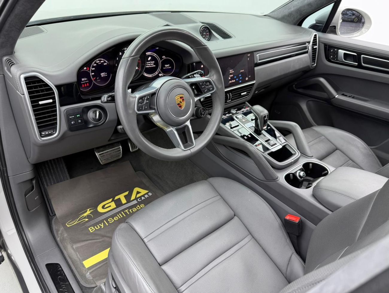 Porsche Cayenne GTS 4.0L (460 HP) 2022 Porsche Cayenne GTS, 2 Years Warranty, Full Service History, GCC