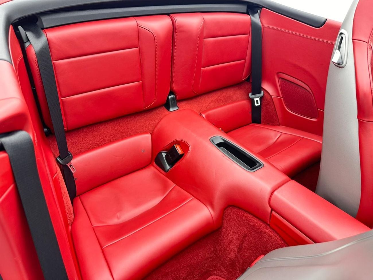 Porsche 911 2015 Porsche 911 Carrera 4 GTS Cabriolet, Porsche Full Service History, Excellent Condition, GCC