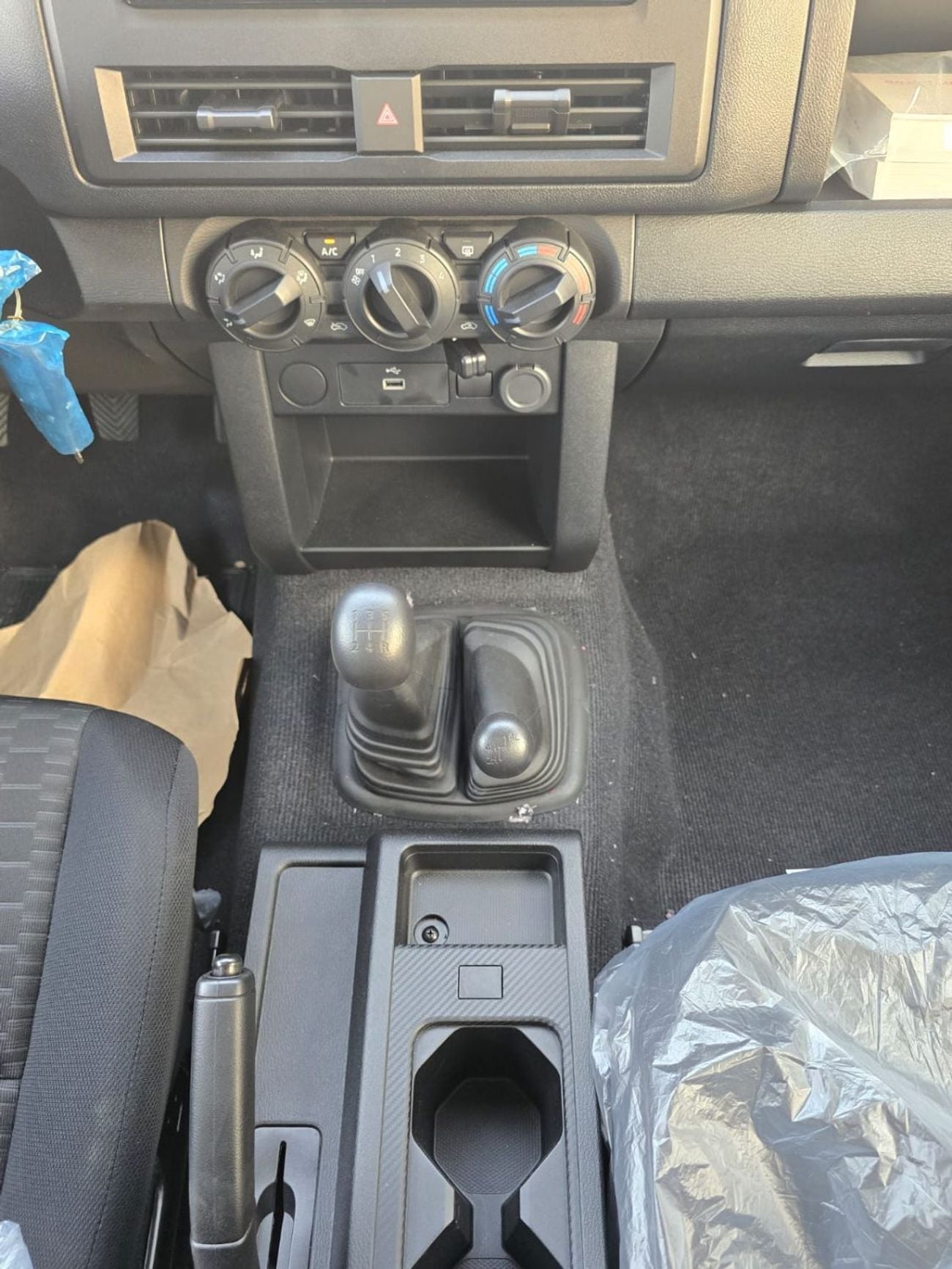 ميتسوبيشي L200 GLX Double Cab Petrol 2.4L