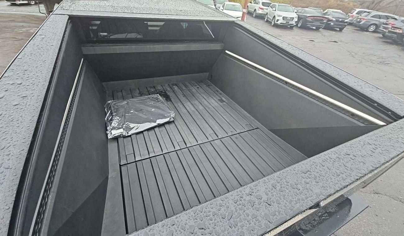 Tesla Cybertruck TESLA CYBERTRUCK DUAL MOTOR 600HP