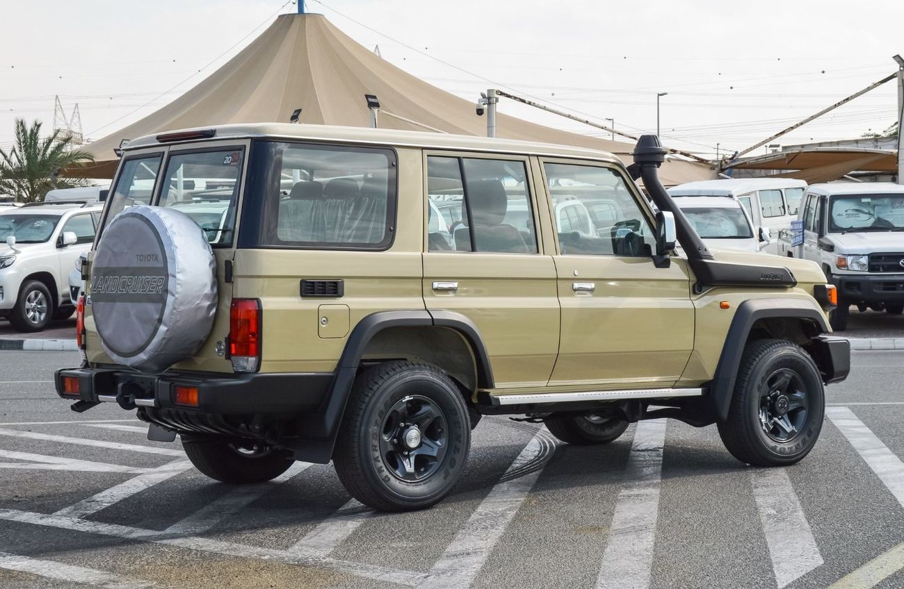 Toyota Land Cruiser 70 LX76 V8 4.5L DSL New Shape 2024YM