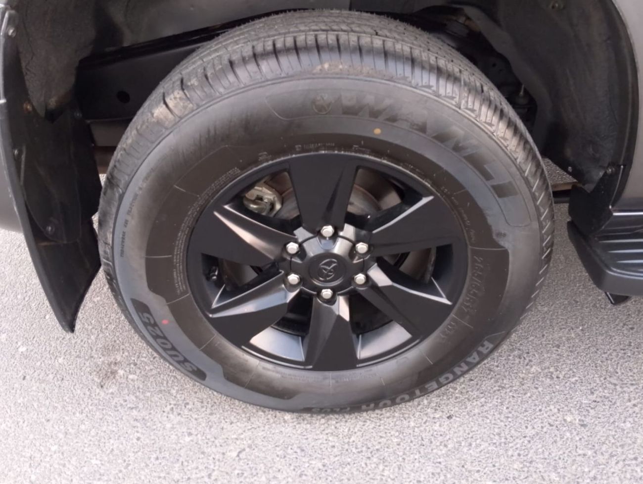 Toyota Prado Toyota prado 2021 2.8 Diesel engine Colour Grey push start Transmission Automatic Interior.Black Sun