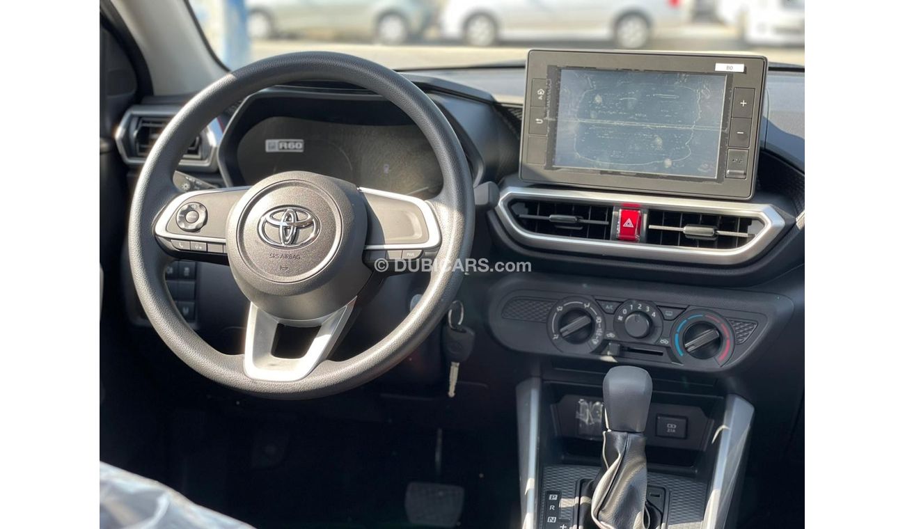Toyota Raize E 0