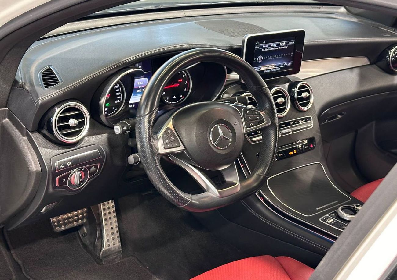 Mercedes-Benz GLC Coupe 300 Premium 2.0L