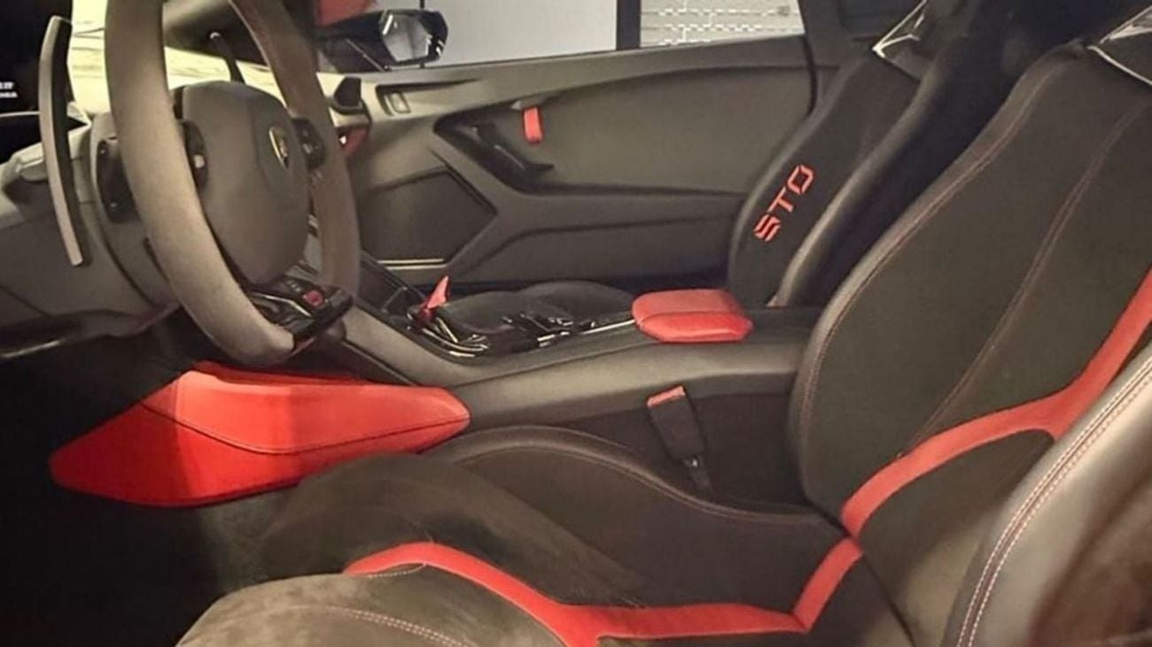 Lamborghini Huracan STO Lamborghini Huracán Evo 2022 USA specs