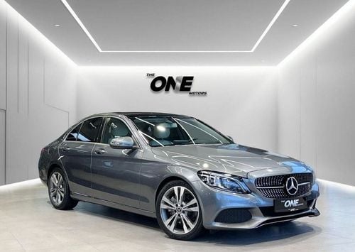 Mercedes-Benz C 300 Std 2.0L (258 HP)