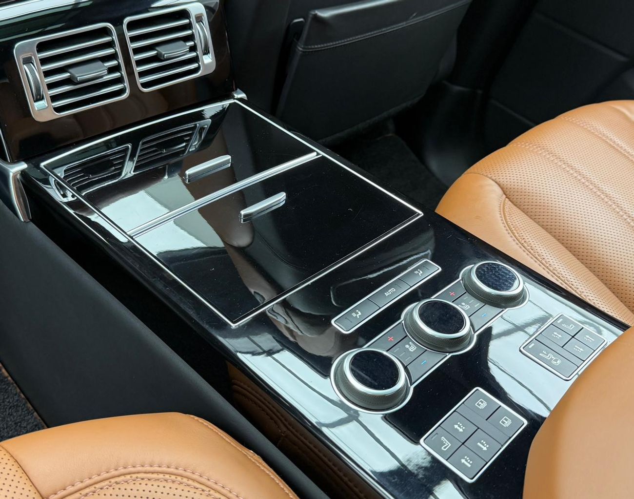 Land Rover Range Rover Autobiography 5.0L (510 HP) 2016 Range Rover Vogue Autobiography, Full LR Service History, Full Opti