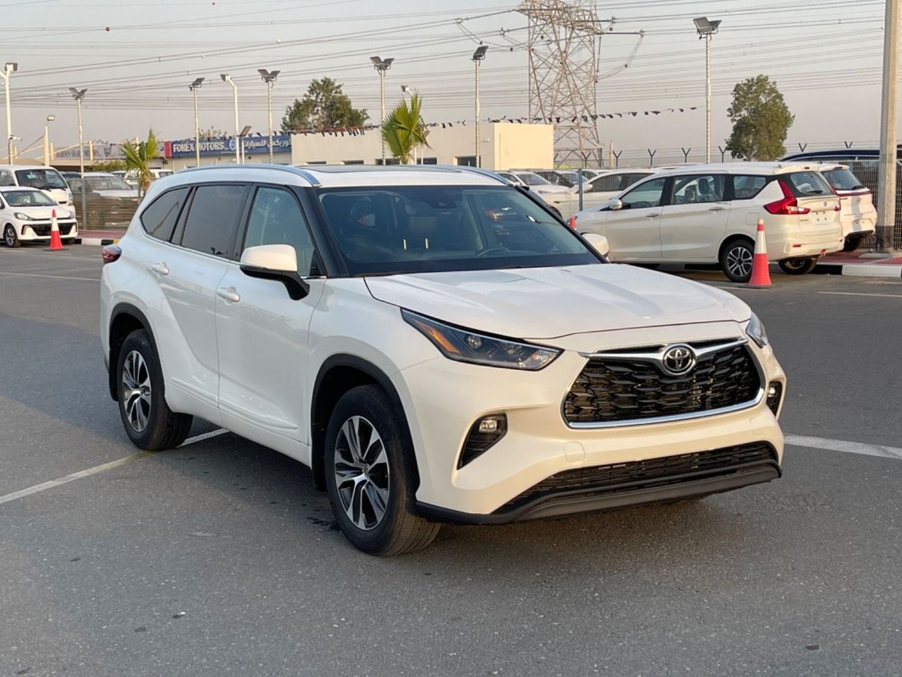 Toyota Highlander 2021 TOYOTA HIGHLANDER XLE 4x4 FULL OPTIONS IMPORTED FROM USA