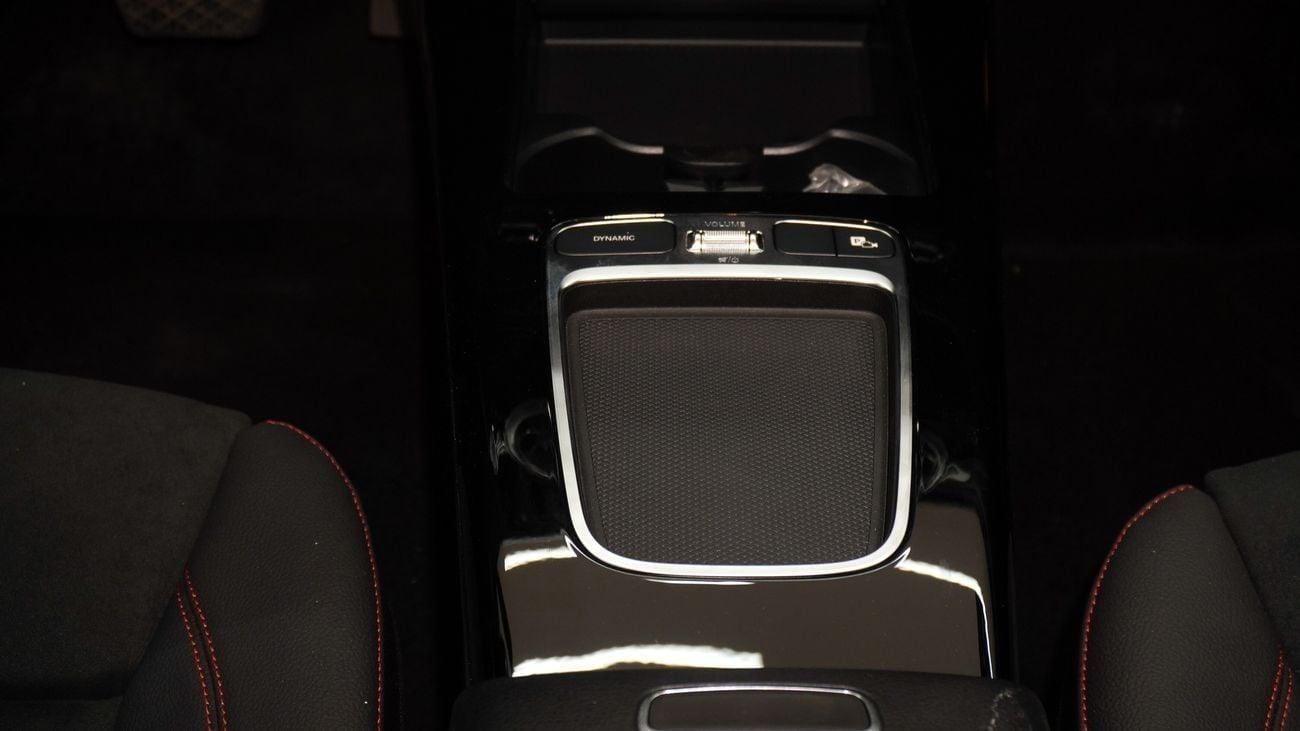 Mercedes-Benz A 200 L MERCEDES BENZ A200 L-SPORT - 1.4L TURBO V4 - 2025