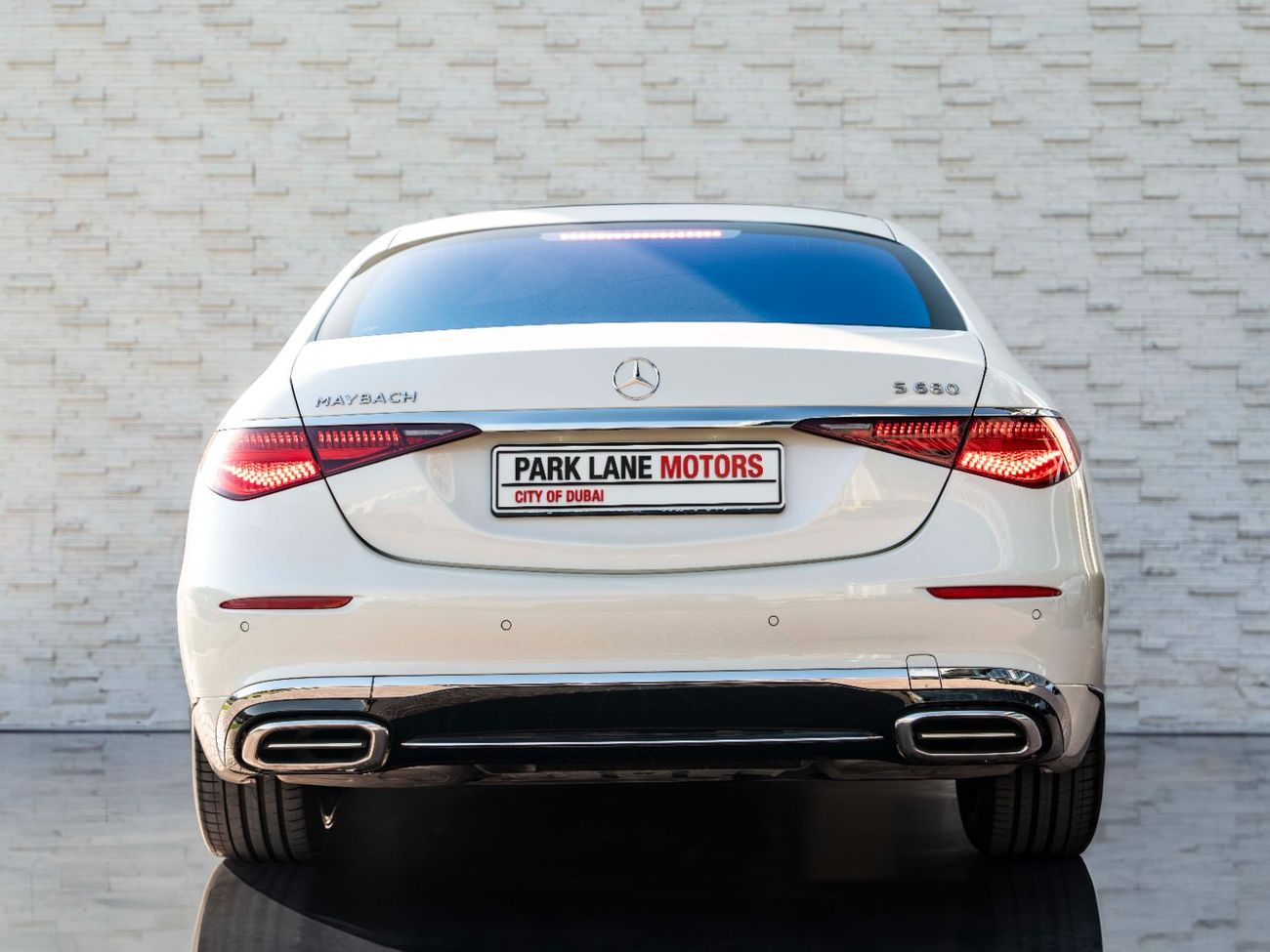 مرسيدس مايباخ S680 مايباخ LUXURY