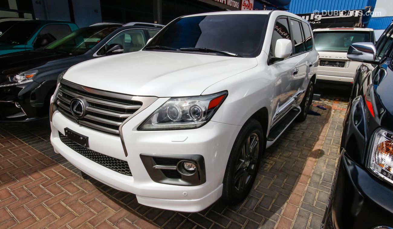 Lexus LX570