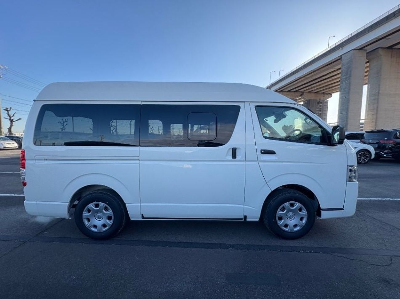 تويوتا هاياس 2026 TOYOTA RHD HIACE LONG VAN 2.0L PETROL DX-GL PACKAGE BRAND NEW 0KM