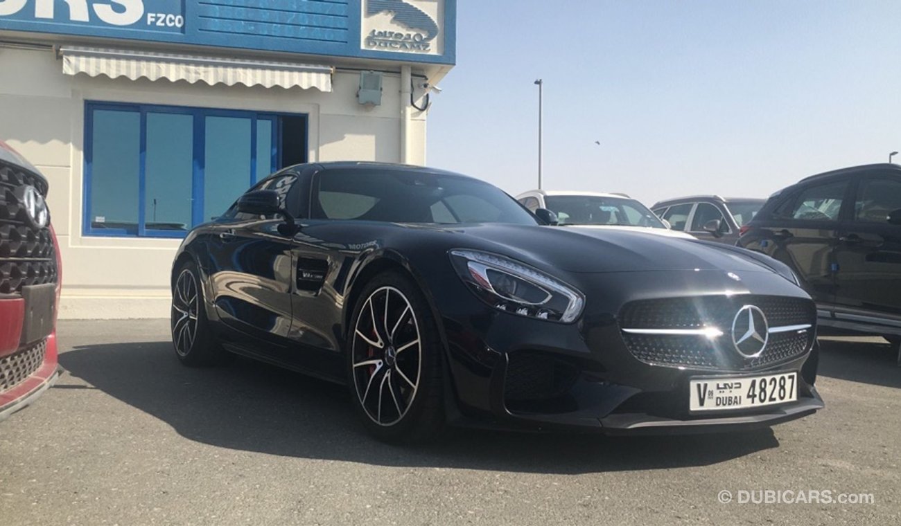 مرسيدس بنز AMG GT S