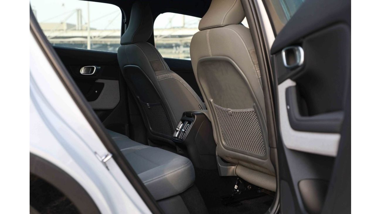 بولستار بوليستار 2 2022 Polestar 2 Mid - أبيض داخل رمادي | سعر التصدير