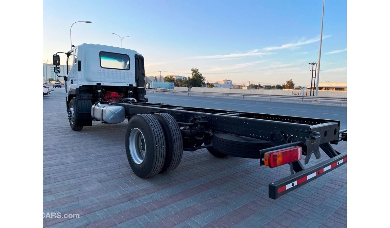 فوتون Auman EST Foton Auman Truck Chassis with Cummins 4 cylinder Diesel Engine – 245 HP, 12 ton Payload