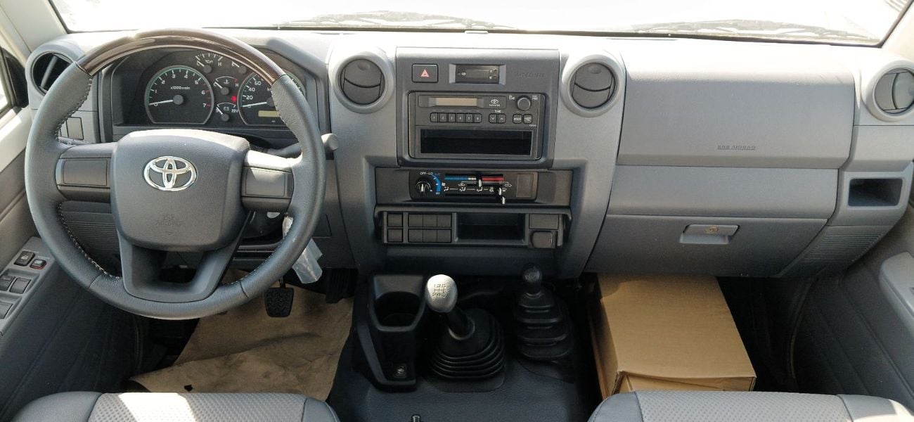 Toyota Land Cruiser Pick Up LC79 4.0L Petrol MT Double Cabin Pickup 2025YM