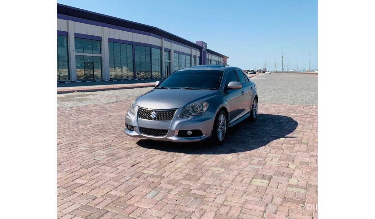 Suzuki Kizashi Suzuki Kizashi GCC model 2013 full option in very good condition