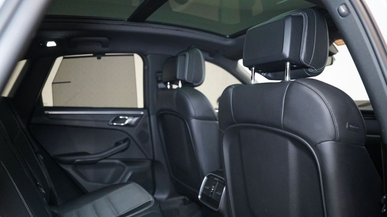 Porsche Macan T PDK - Warranty until April 2025 - Approved Prepared Vehicle