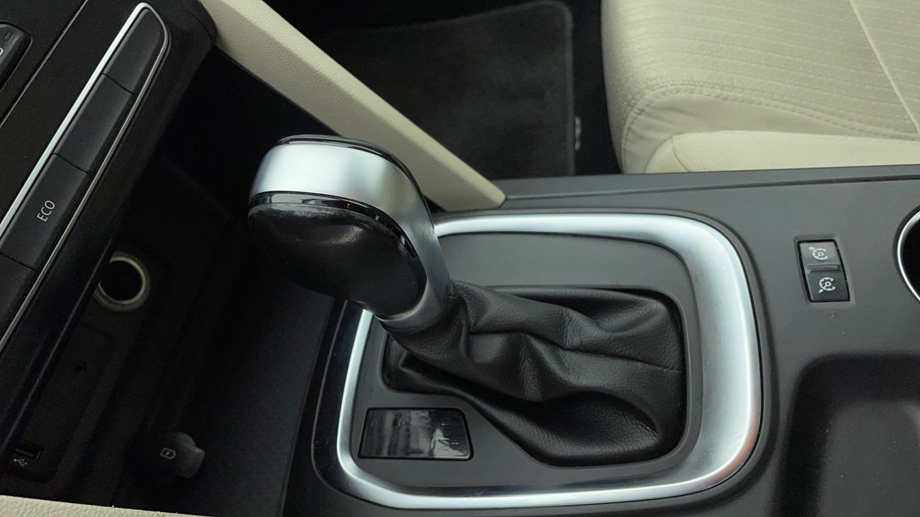 Renault Megane PE 1.6 | Zero Down Payment | Free Home Test Drive