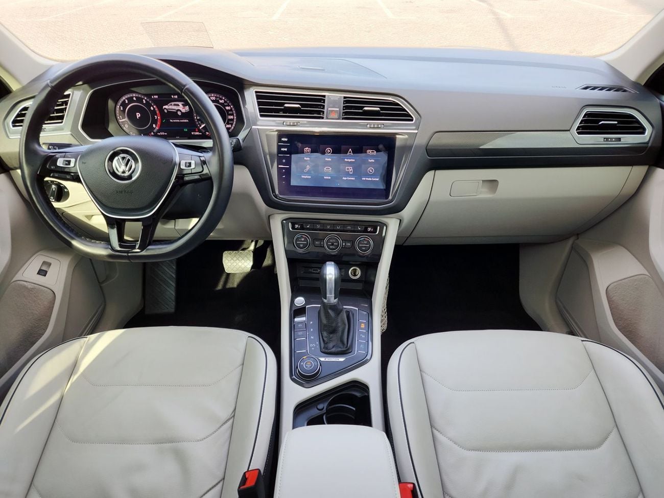 Volkswagen Tiguan Sport 2.0L