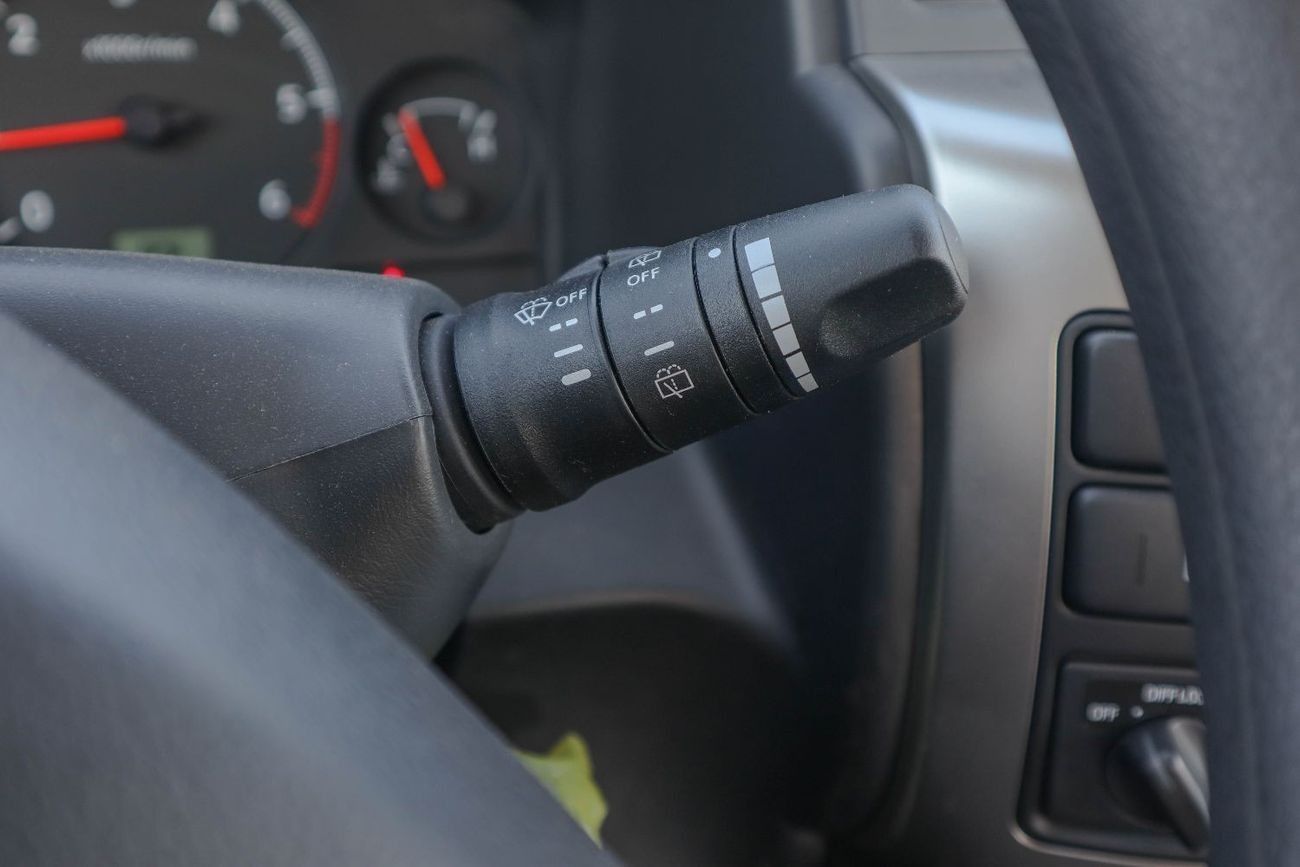 نيسان باترول سفاري nissan patrol safari 4.8L A/T 2023 model