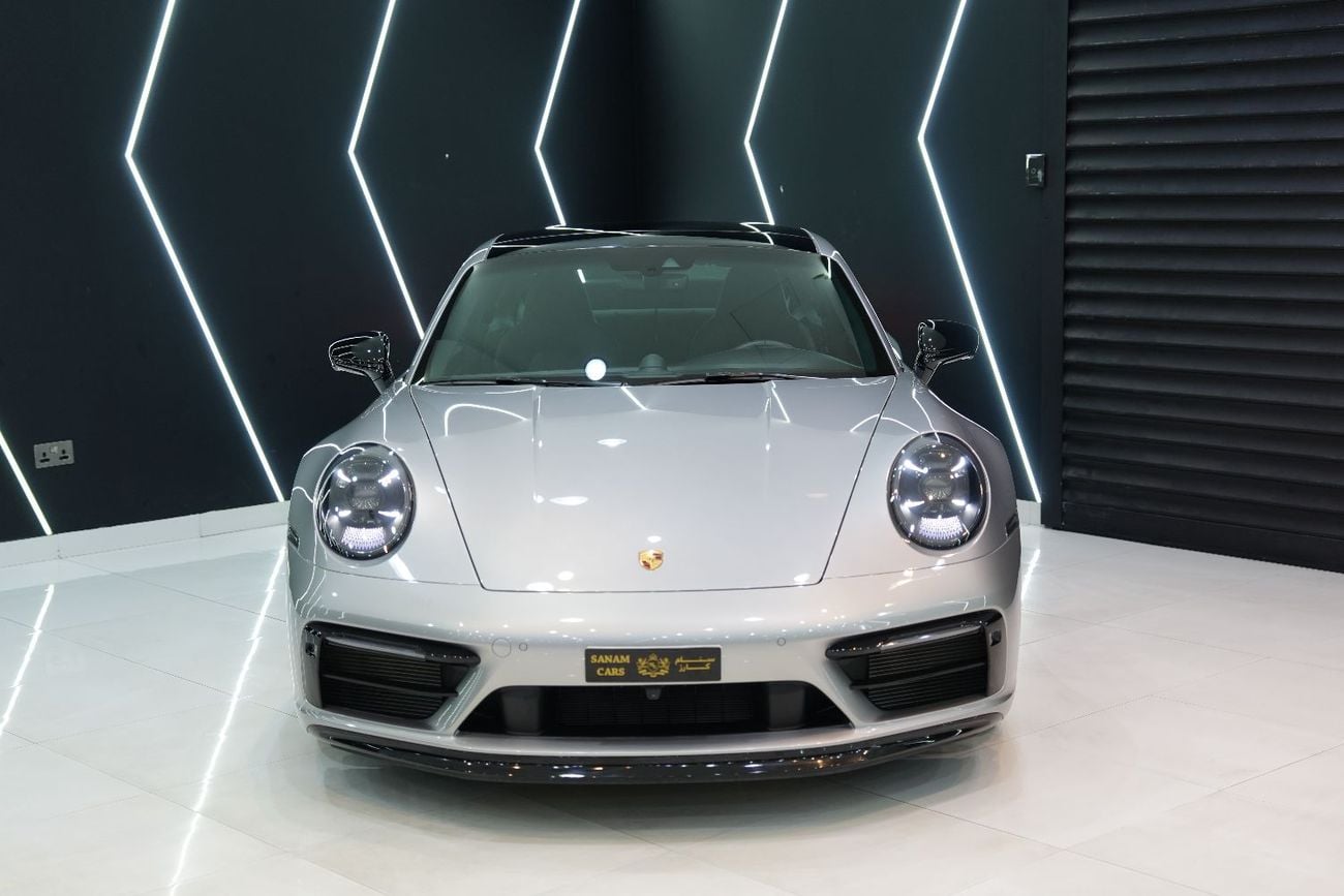 Porsche 911 Carrera GTS 3.0L (450 HP) Coupe Sport Chrono Package, Sport Exhaust System, Al Nabooda Warranty!!