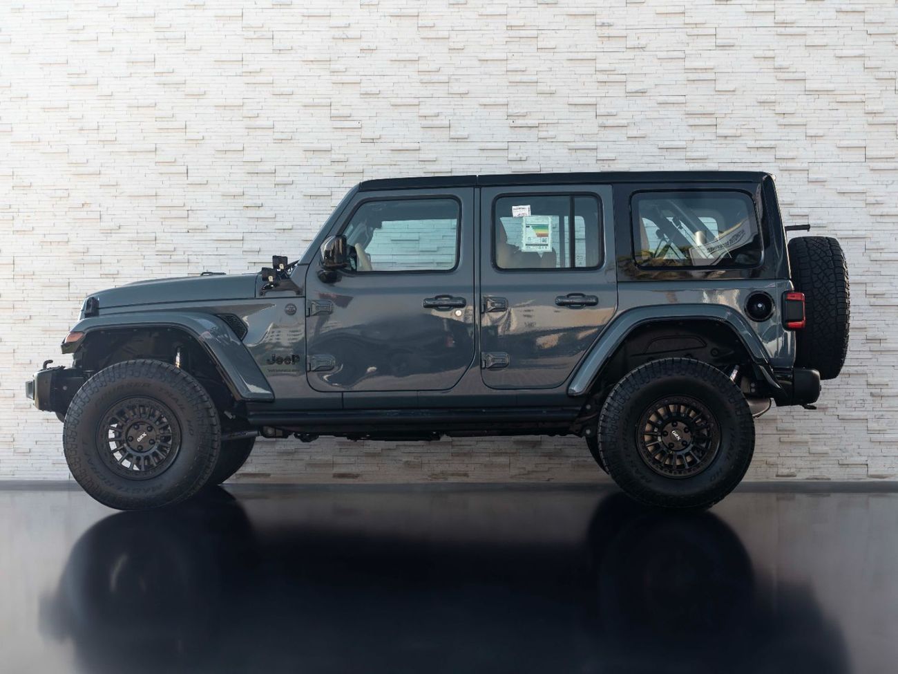 Jeep Wrangler Sport 3.6L A/T (4 Seater)