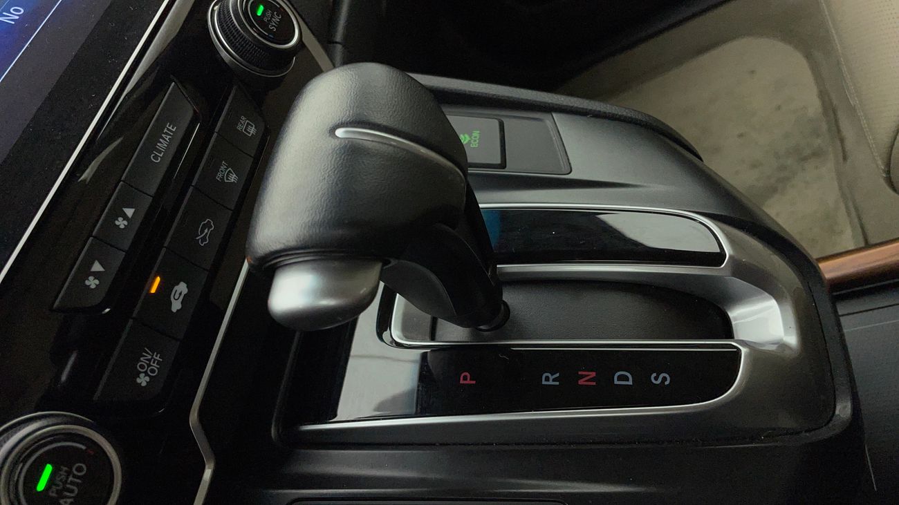 Honda CRV TOURING 2.4 | Zero Down Payment | Home Test Drive