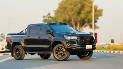 تويوتا هيلوكس 2018 | 2.8L DIESEL | AUTOMATIC TRANSMISSION | RIGHT-HAND-DRIVE | GR BODY KIT INSTALLED | ROOF MOUNTE