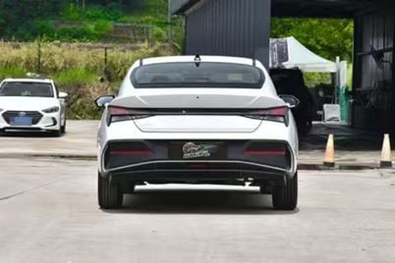 هيونداي إلانترا 1.5 GLX Elite Trim