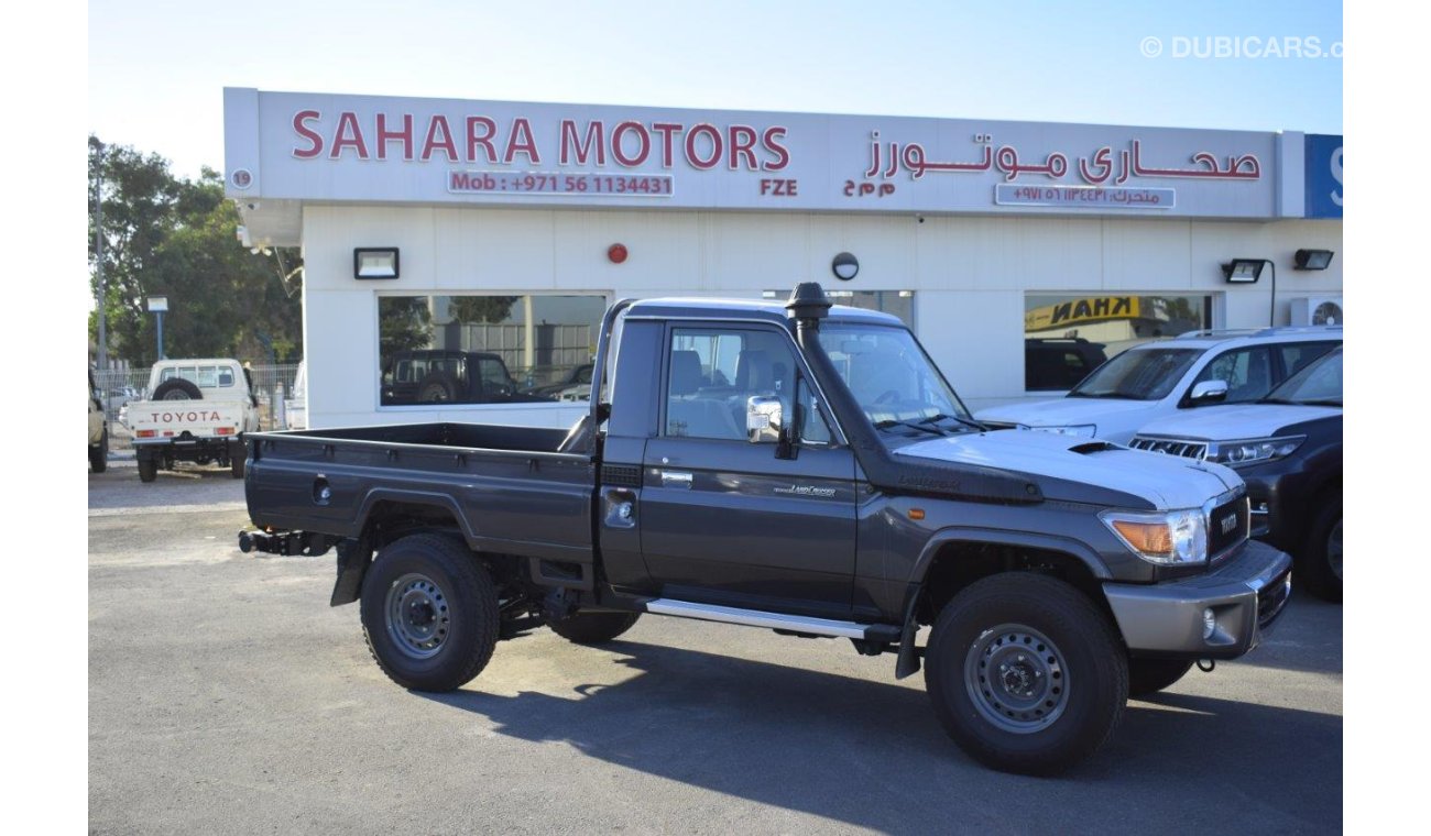 تويوتا لاند كروزر بيك آب 79 SINGLE CAB PICKUP V8 4.5L DIESEL MANUAL TRANSMISSION WITH DIFF.LOCK