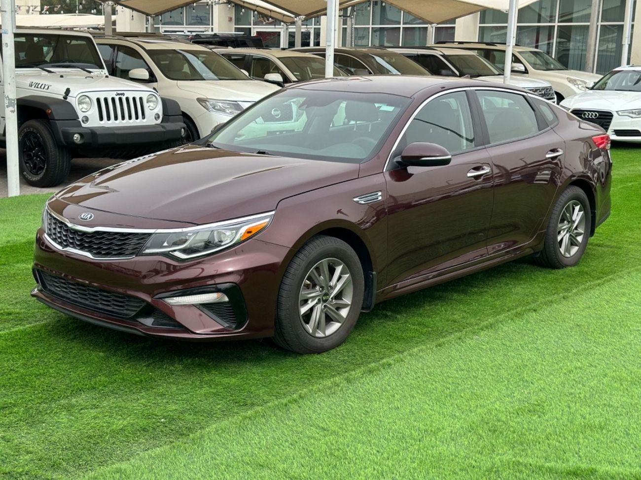 كيا أوبتيما GDI موديل 2020 السيارة حاله ممتازه من الداخل والخارج