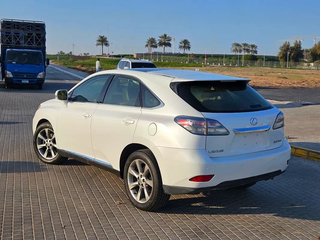 لكزس RX 350 RX GCC Premium Full Option Top With Panoramic Roof Immaculate Condition Inside Out