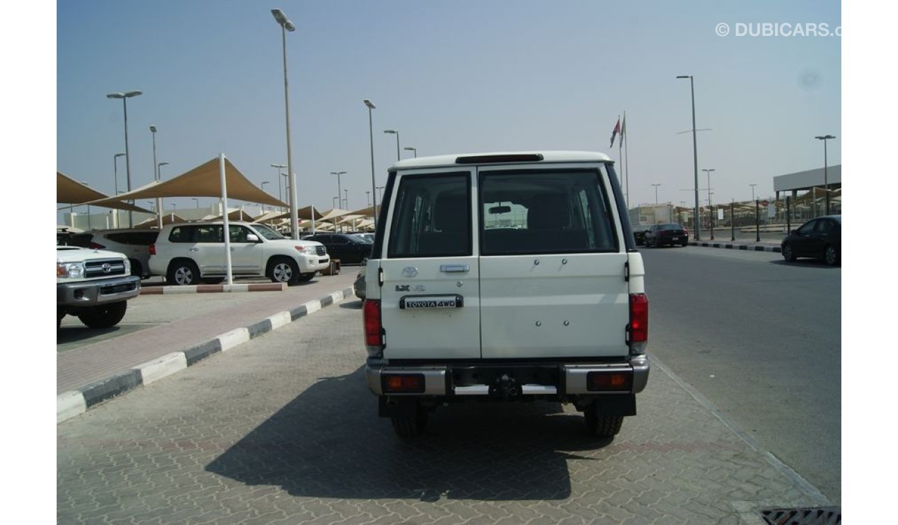 Toyota Land Cruiser Toyota Landcruiser 76 4.5L Diesel (Only for export outside GCC Countries)