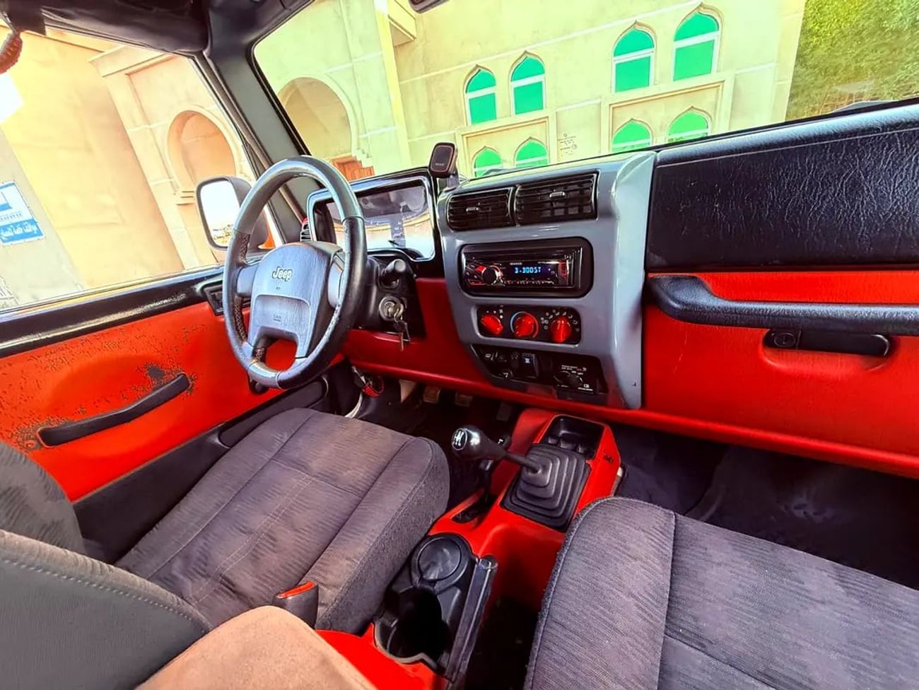 Jeep Wrangler SPORT GCC Specs جير عادي