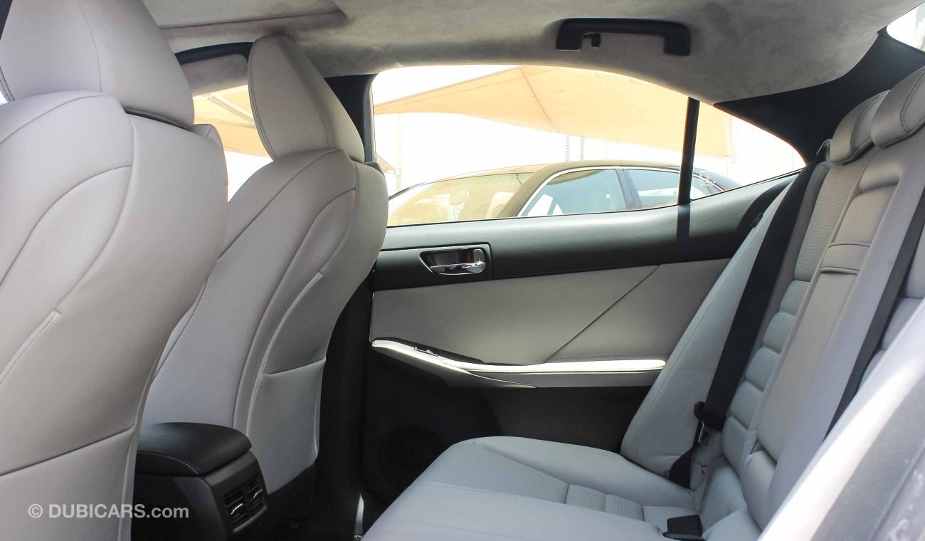 Lexus IS300 F Sport، One year free comprehensive warranty in all brands.
